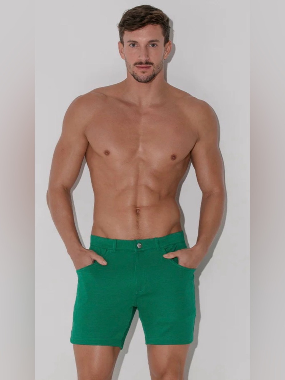 Men's Code 22 Green Flat Front Shorts — Slim Casual Style, Size 34